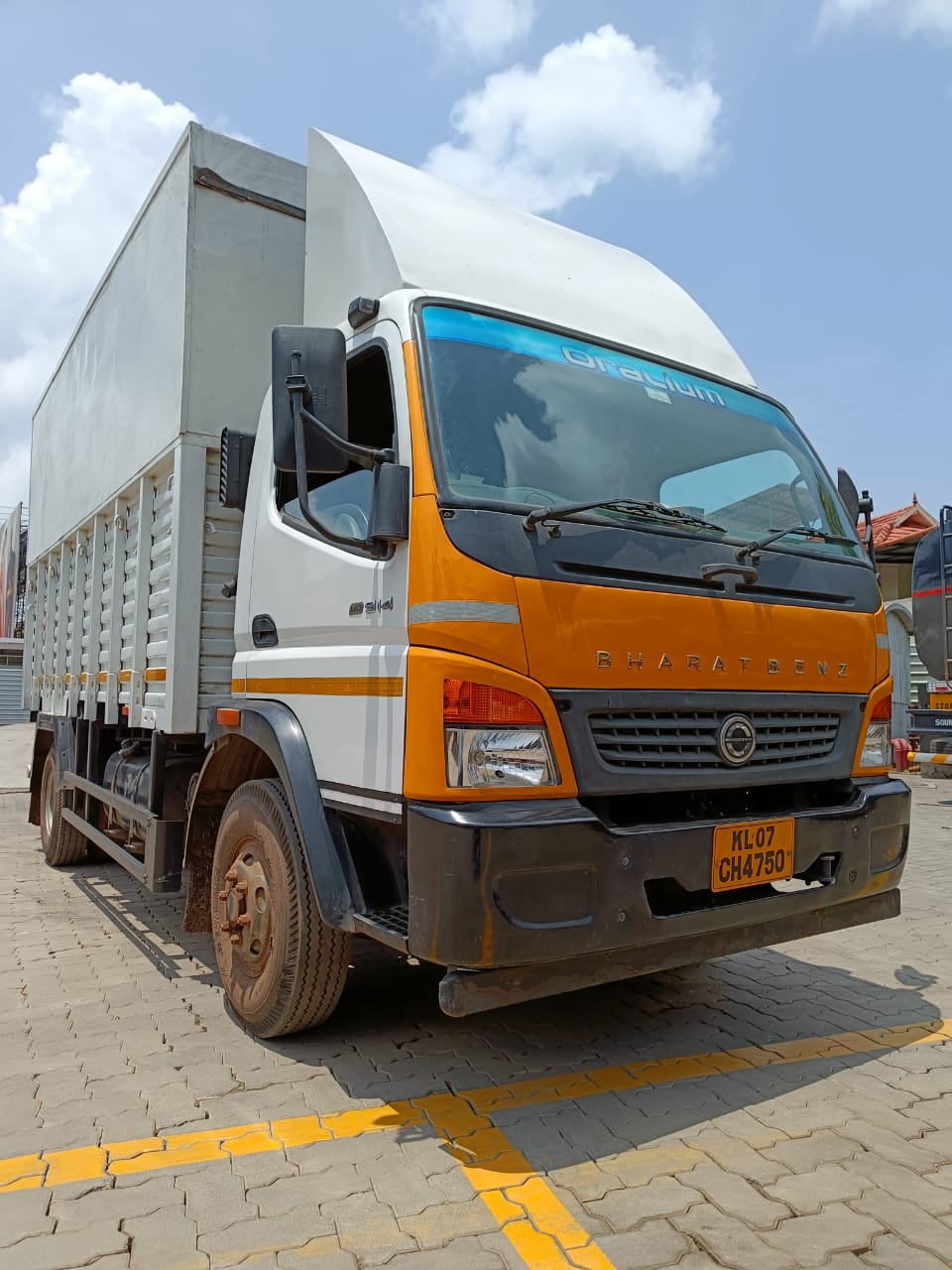 Used BharatBenz Truck 914r for Sale in Kerala